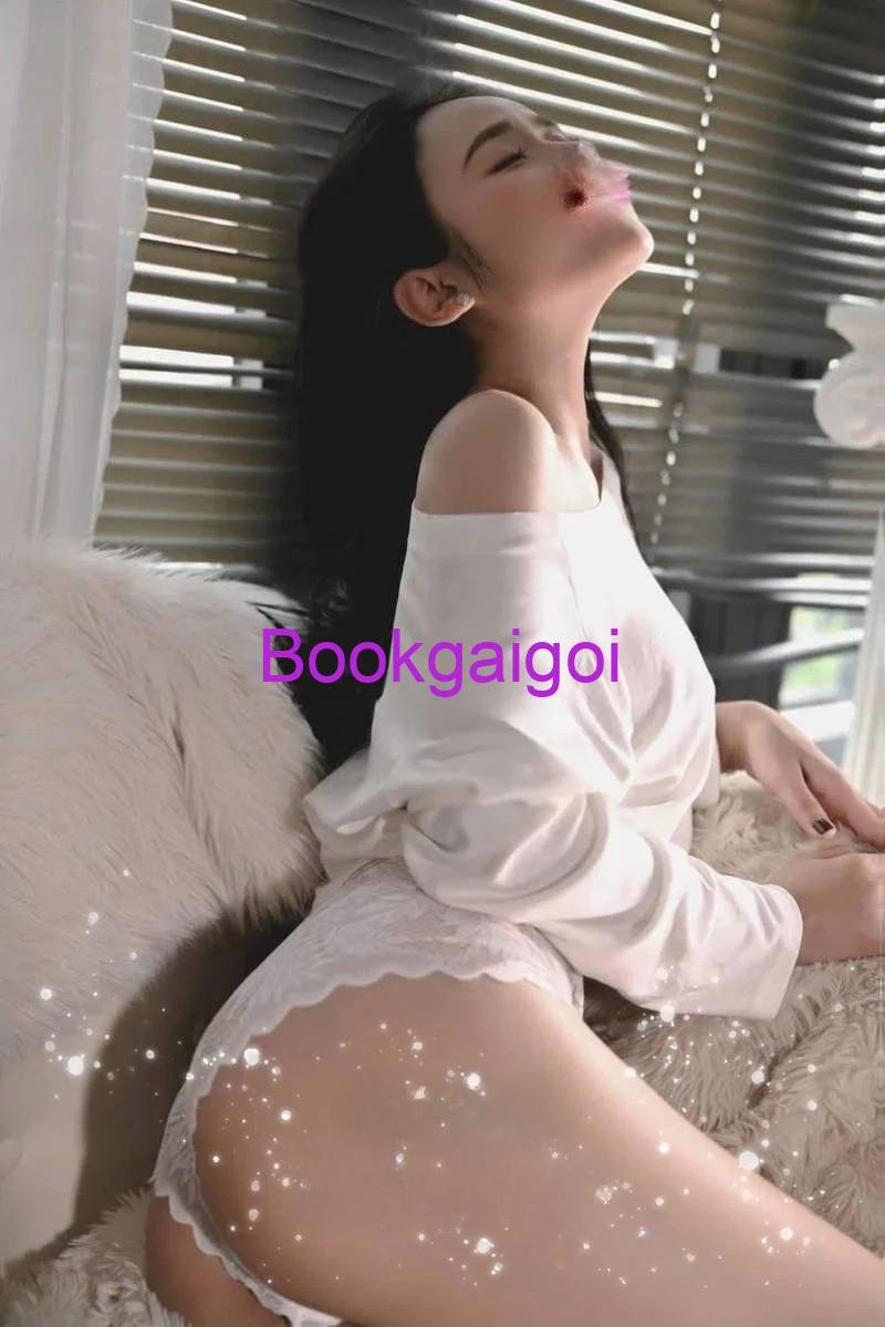 KIỀU VY - EM GÁI MỚI LÊN SÓNG LẦN ĐẦU - VÚ CĂNG BÍM KHÍT KHỊT NHIỀU NƯỚC - DÂM ĐÃNG CHIỀU HƠN CẢ NGƯỜI YÊU